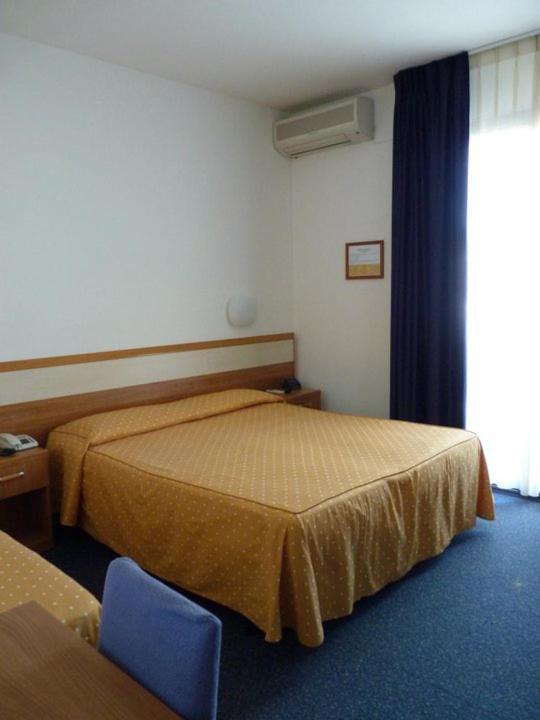 Hotel Gambrinus Lido di Jesolo Phòng bức ảnh